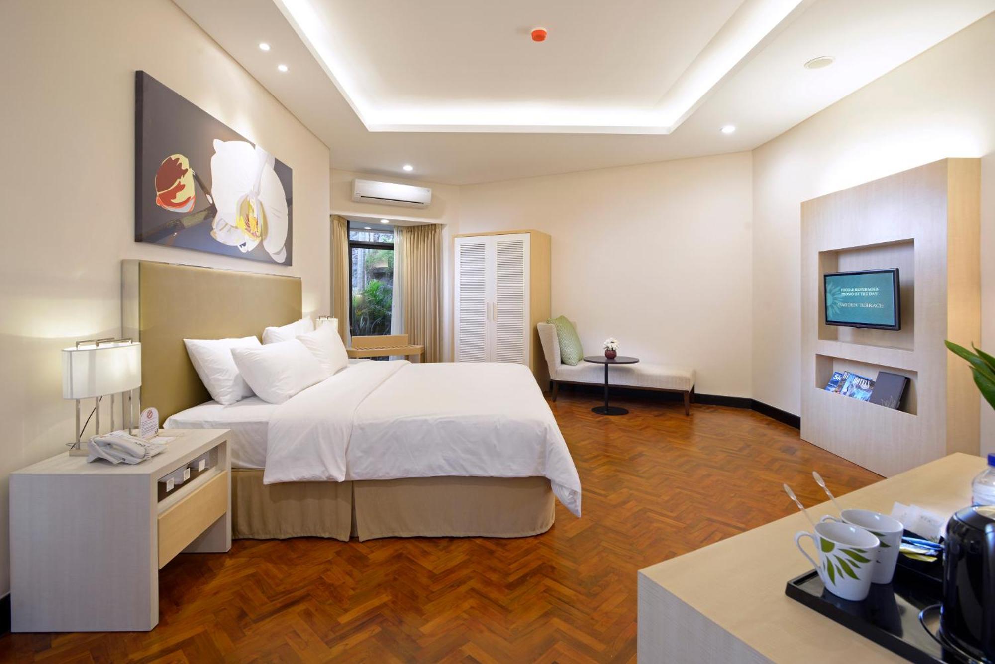 Surya Hotel & Cottages Prigen Luaran gambar