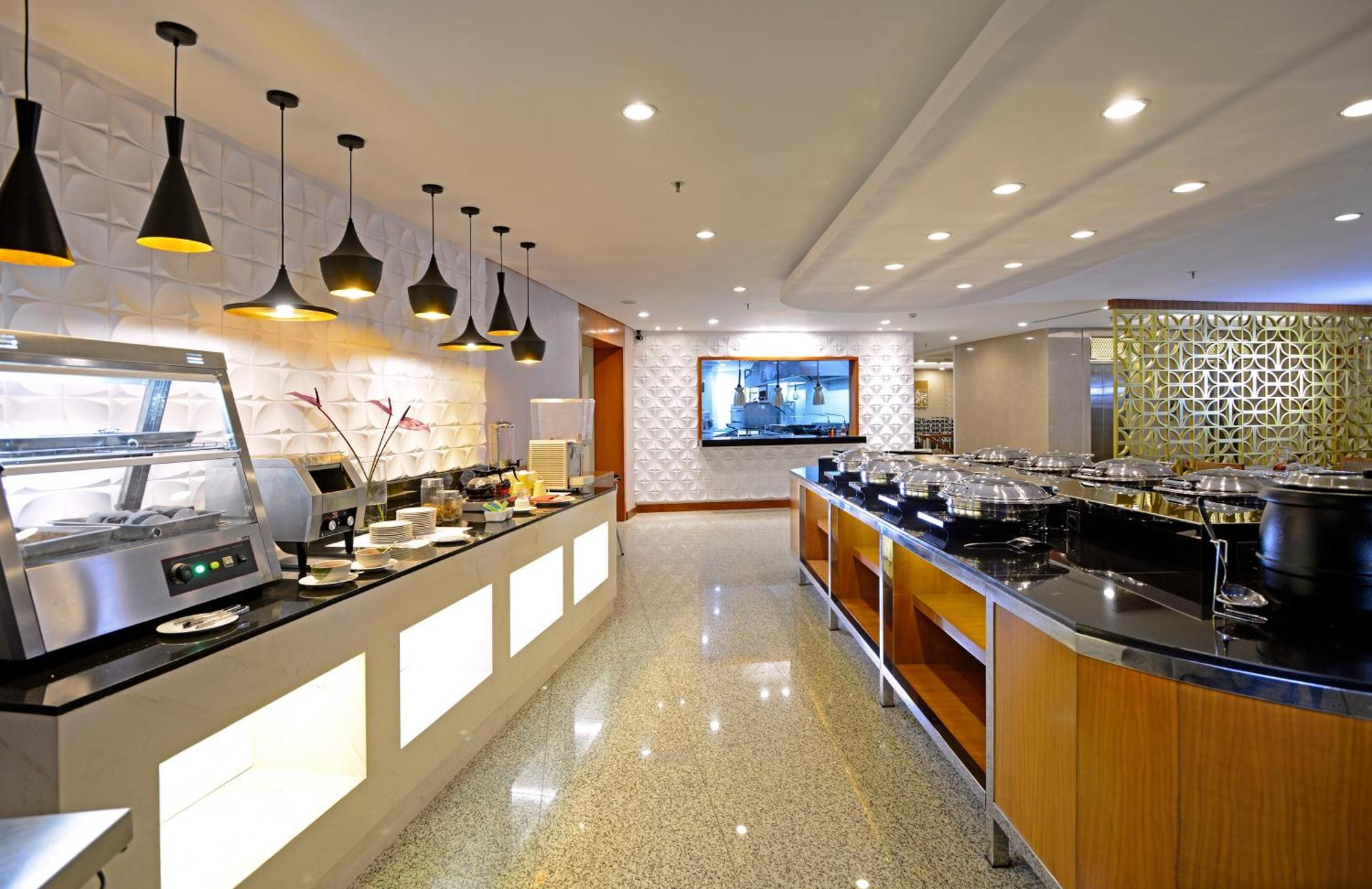 Surya Hotel & Cottages Prigen Luaran gambar